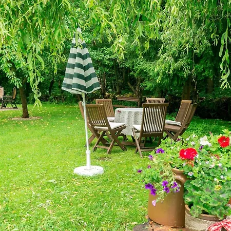Nyaraló In Mit Schoener Terrasse By Interhome